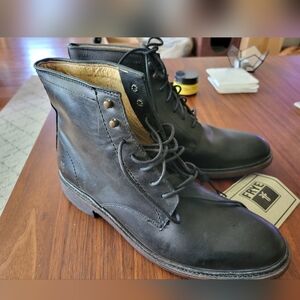 Frye James lace up NEW